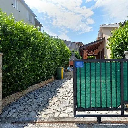 House 2274 Ližnjan