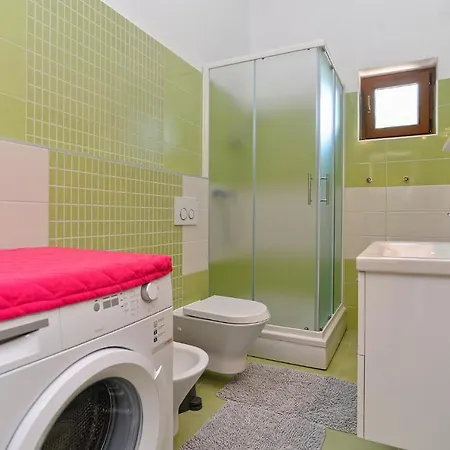 Prázdninový dům House 2274 *