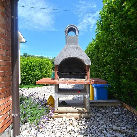 Tatil Evi House 2274 Ližnjan